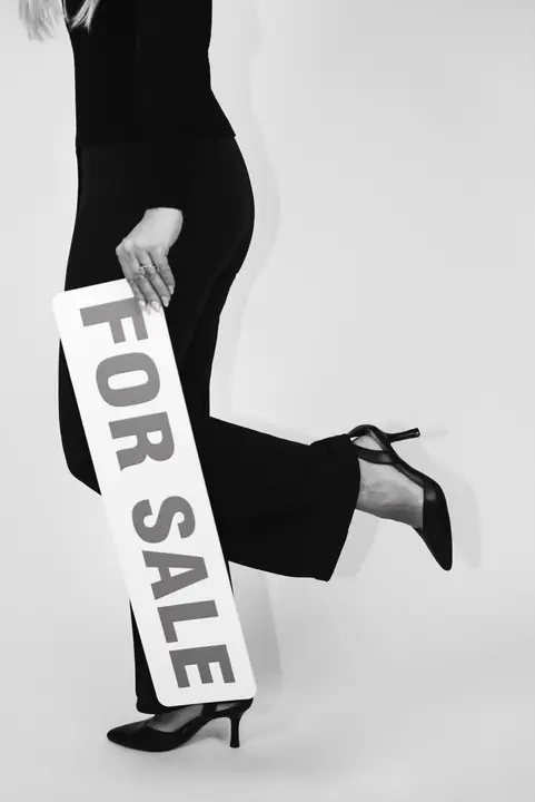 Branding — Branding — real estate agent, B&W
